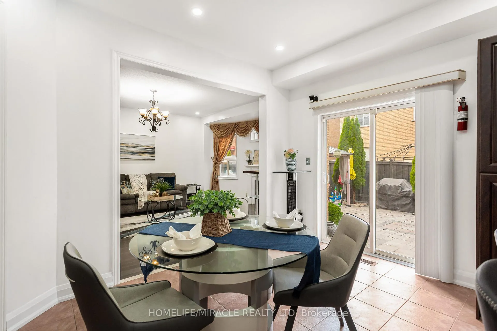 Photo 14 of 20 Atira Avenue, Brampton, Fletcher's Meadow — HOMEH