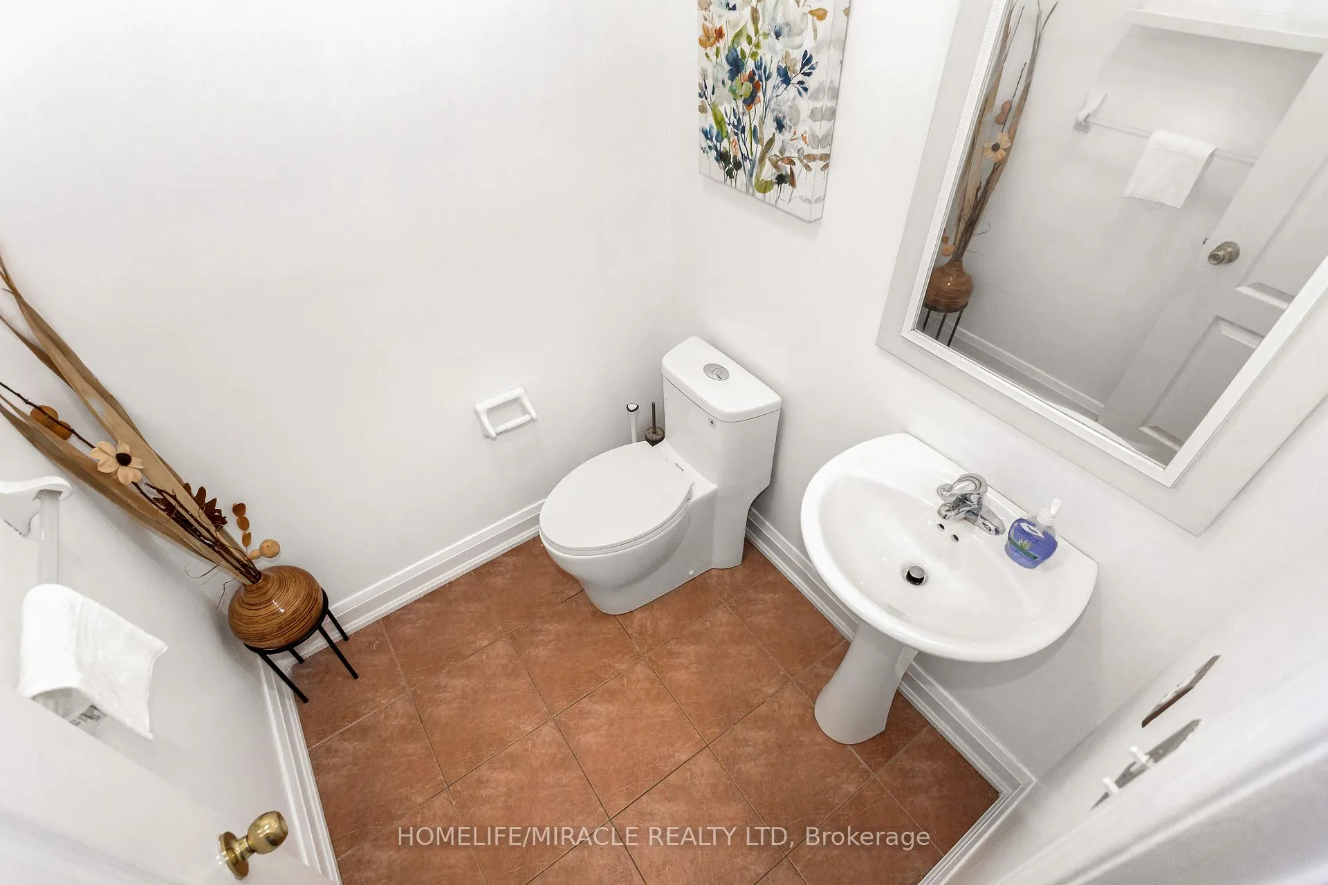 Photo 15 of 20 Atira Avenue, Brampton, Fletcher's Meadow — HOMEH