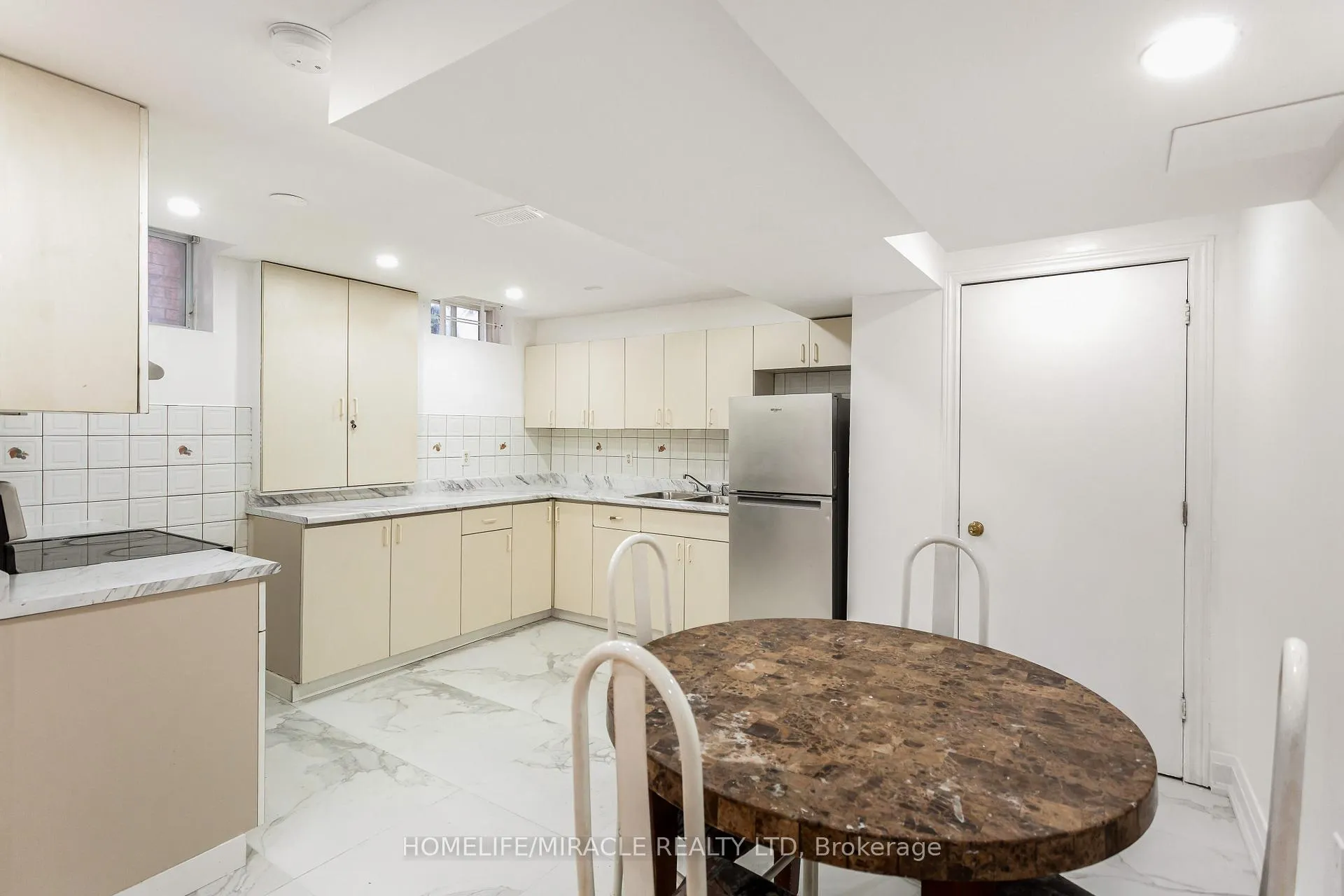 Photo 36 of 20 Atira Avenue, Brampton, Fletcher's Meadow — HOMEH