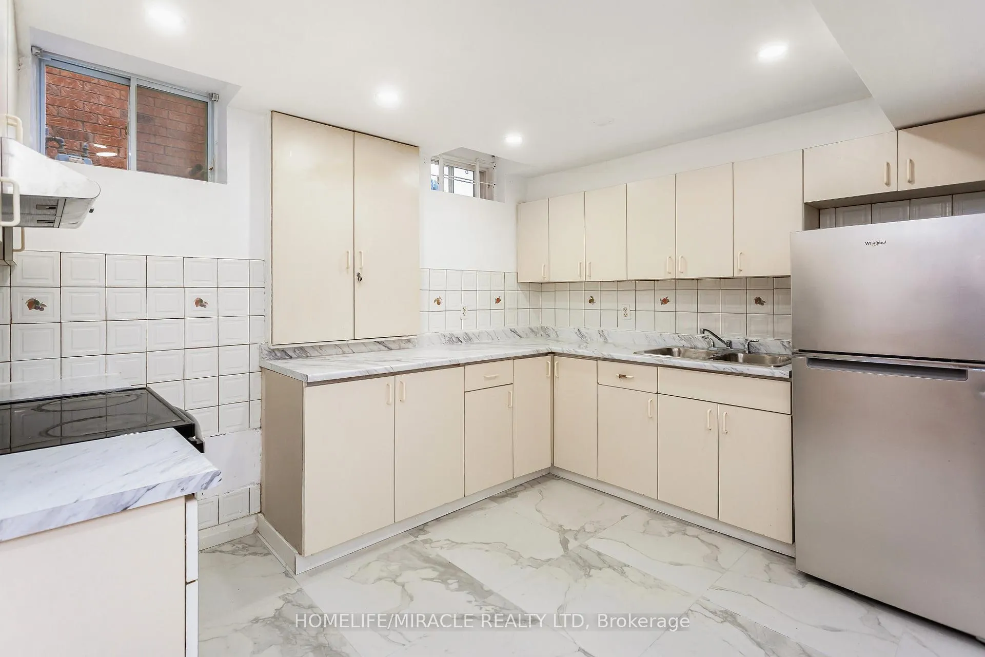 Photo 37 of 20 Atira Avenue, Brampton, Fletcher's Meadow — HOMEH