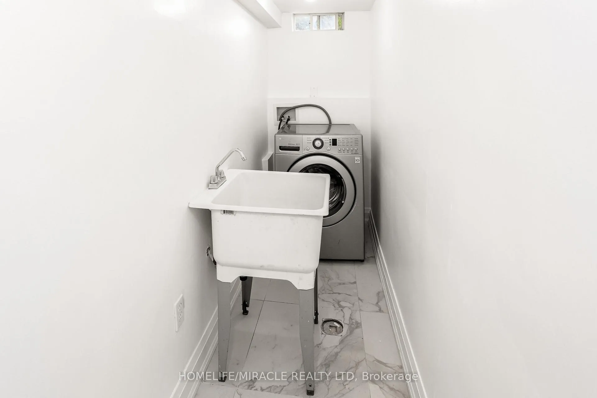Photo 47 of 20 Atira Avenue, Brampton, Fletcher's Meadow — HOMEH