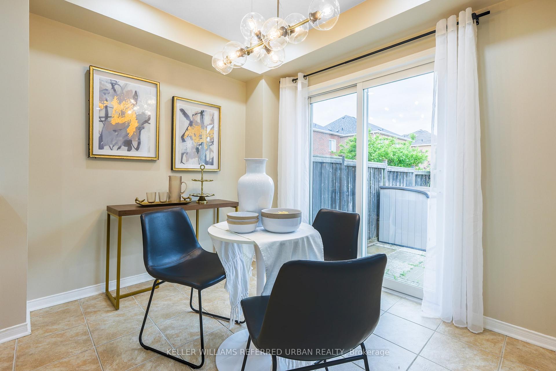 Photo 23 of 50 Hornsell Circle, Ajax, Northeast Ajax — HOMEH