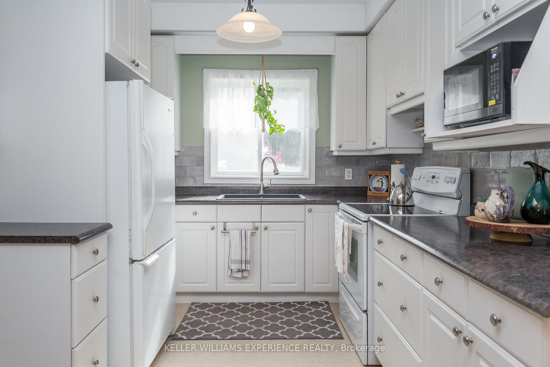 Photo 12 of 2486 Houseys Rapids Road, Gravenhurst, Morrison — HOMEH