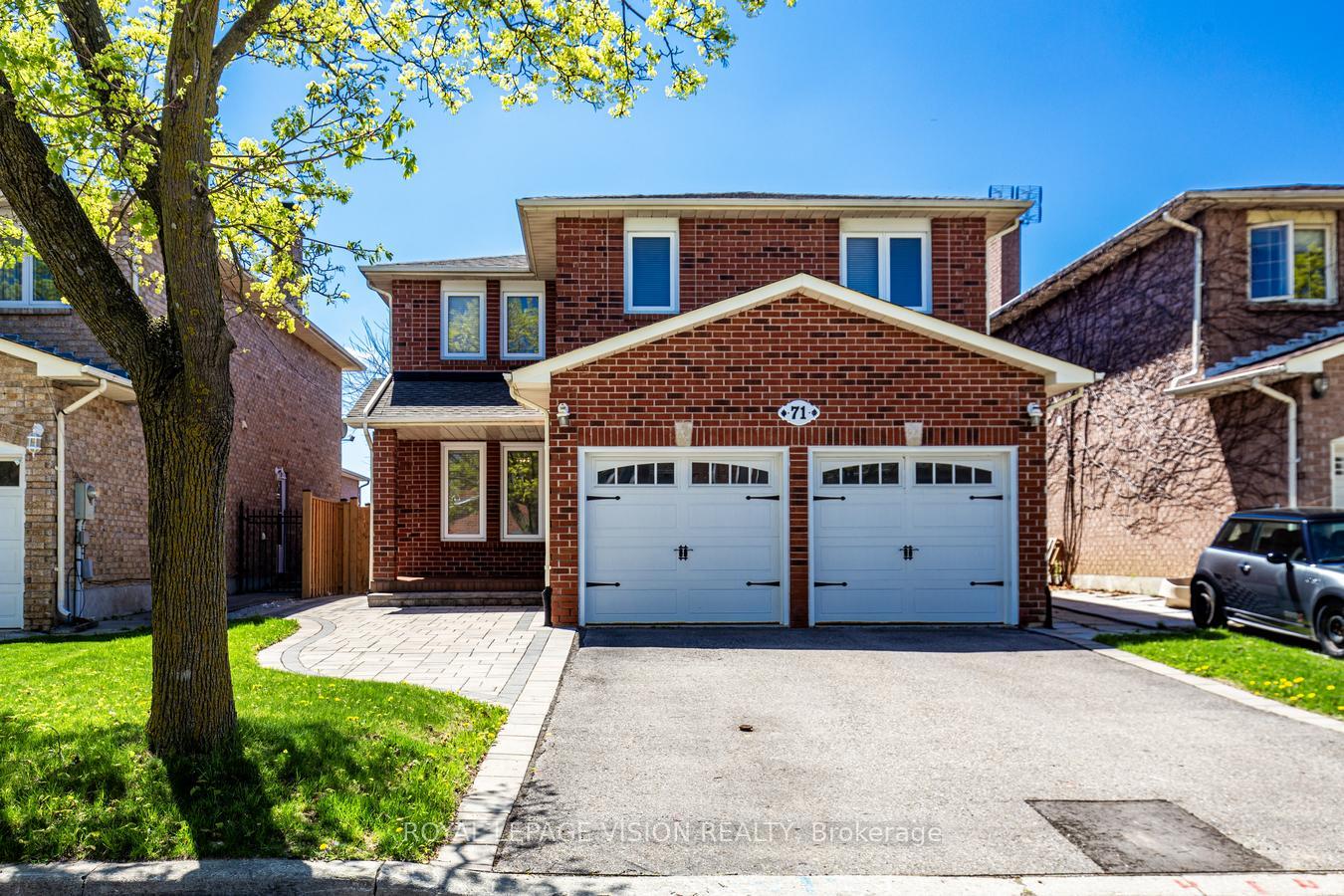 Photo 1 of 71 Sterling Crescent, Vaughan, Maple — HOMEH