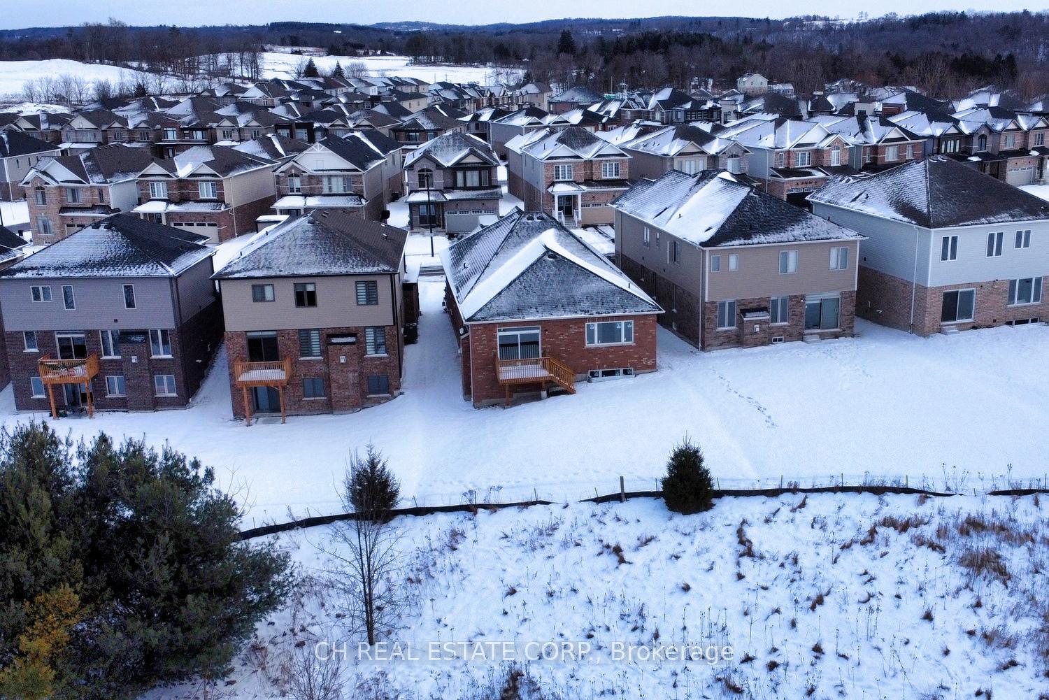 Photo 19 of 25 Ford Street N, Brant, Paris — HOMEH