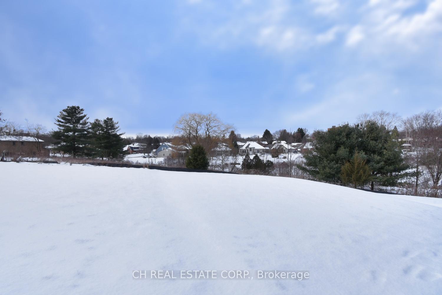 Photo 20 of 25 Ford Street N, Brant, Paris — HOMEH