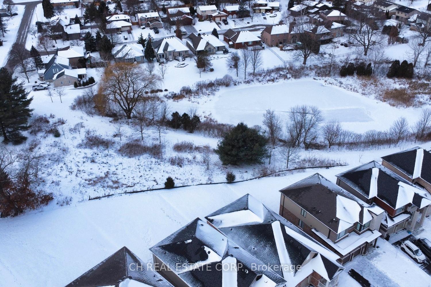 Photo 22 of 25 Ford Street N, Brant, Paris — HOMEH