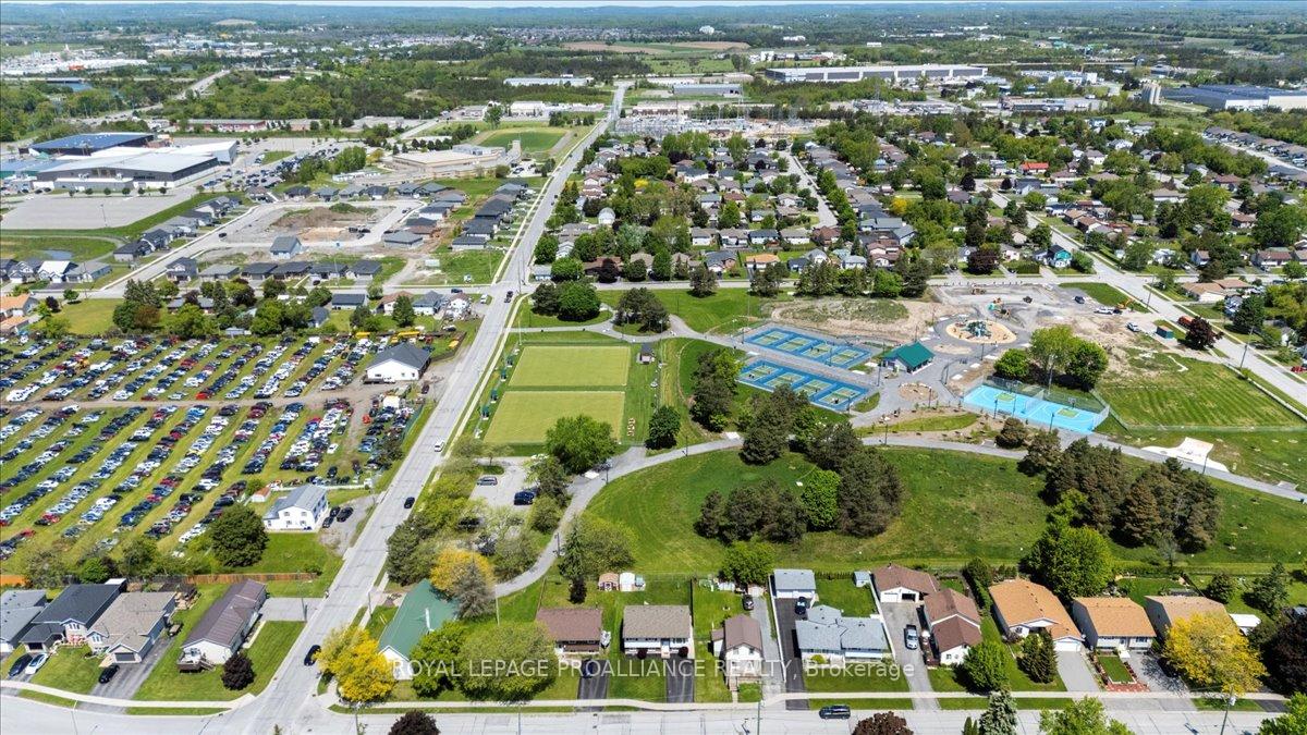 Photo 38 of 46 Safe Boulevard, Belleville, Belleville Ward — HOMEH