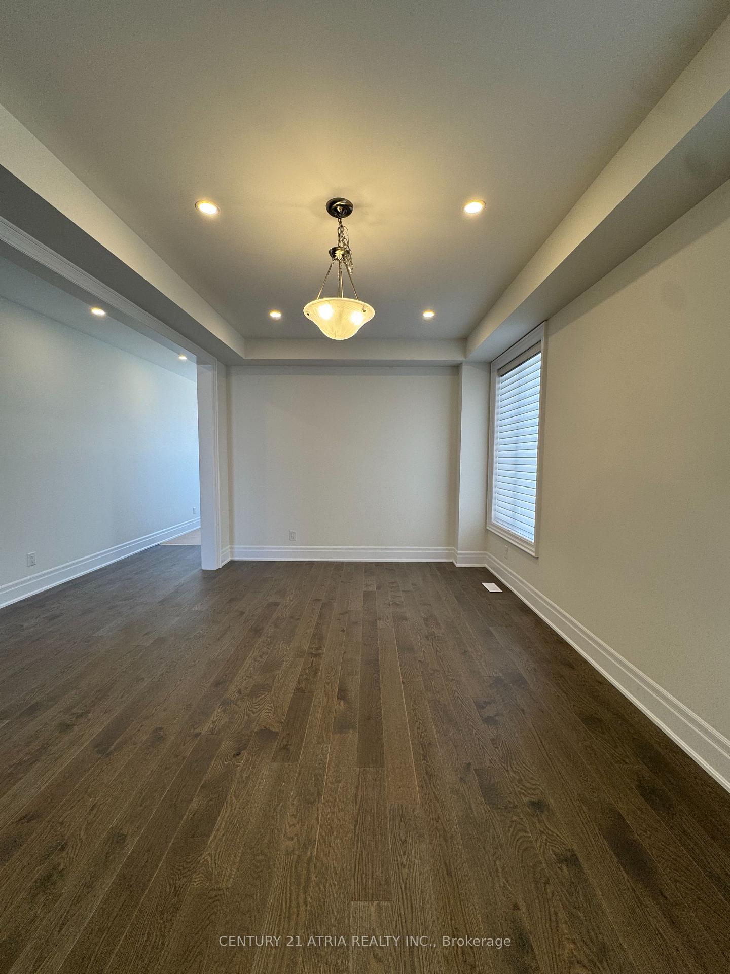 Photo 9 of 2 Ernest Jones Drive, Markham, Angus Glen — HOMEH