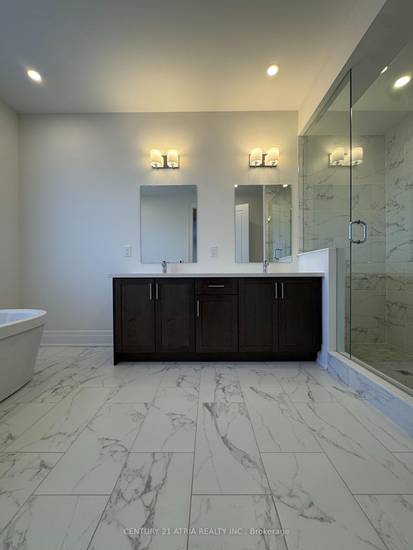 Photo 7 of 2 Ernest Jones Drive, Markham, Angus Glen — HOMEH
