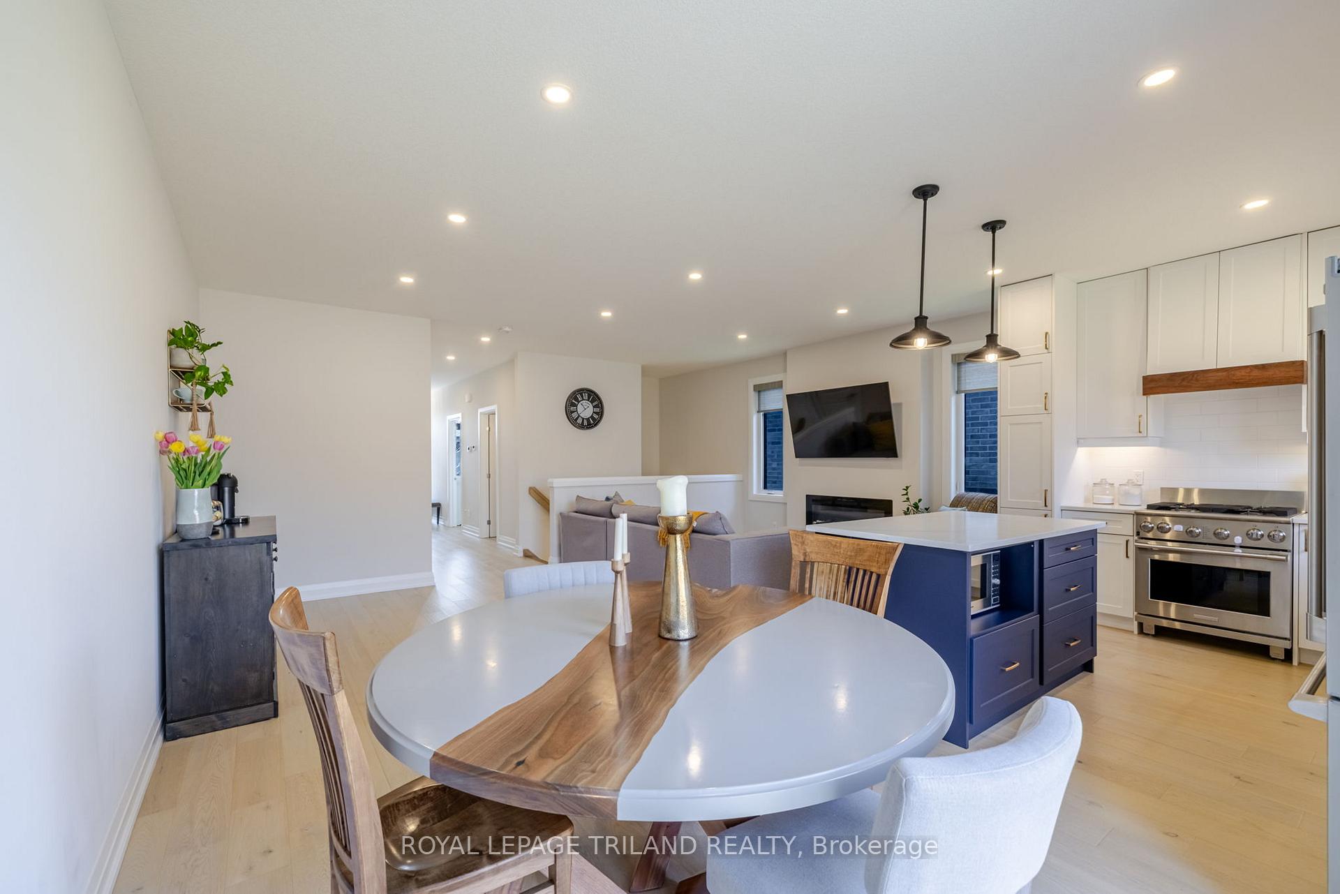 Photo 14 of Unit 68, 383 Daventry Way, Middlesex Centre, Kilworth — HOMEH