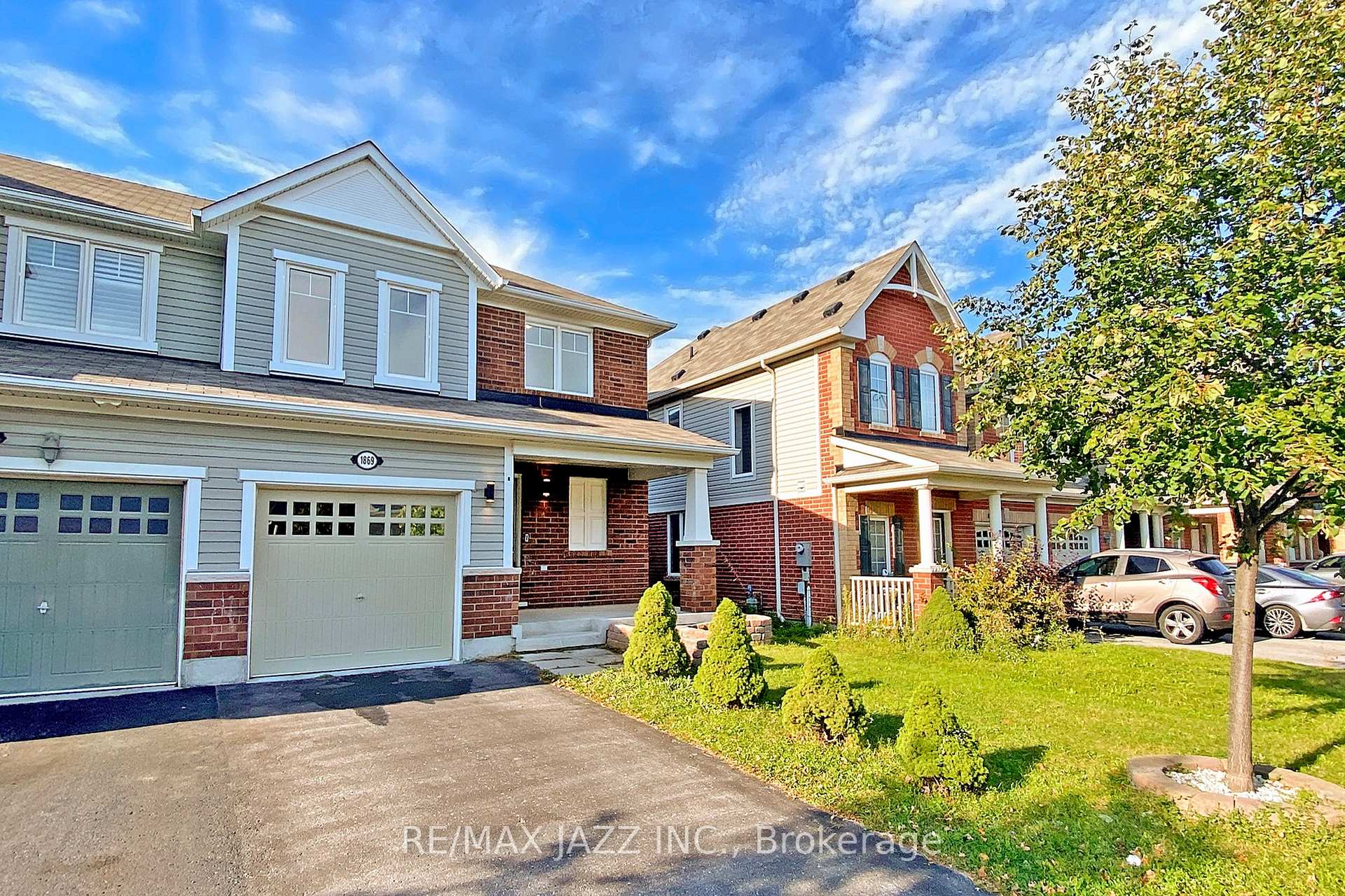 Photo 1 of 1869 Liatris Drive, Pickering, Duffin Heights — HOMEH