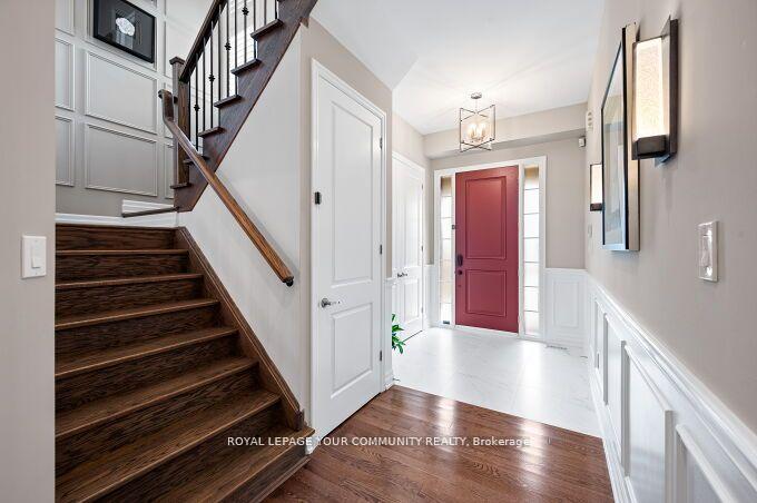 Photo 6 of 14 Robert Berry Crescent, King, King City — HOMEH