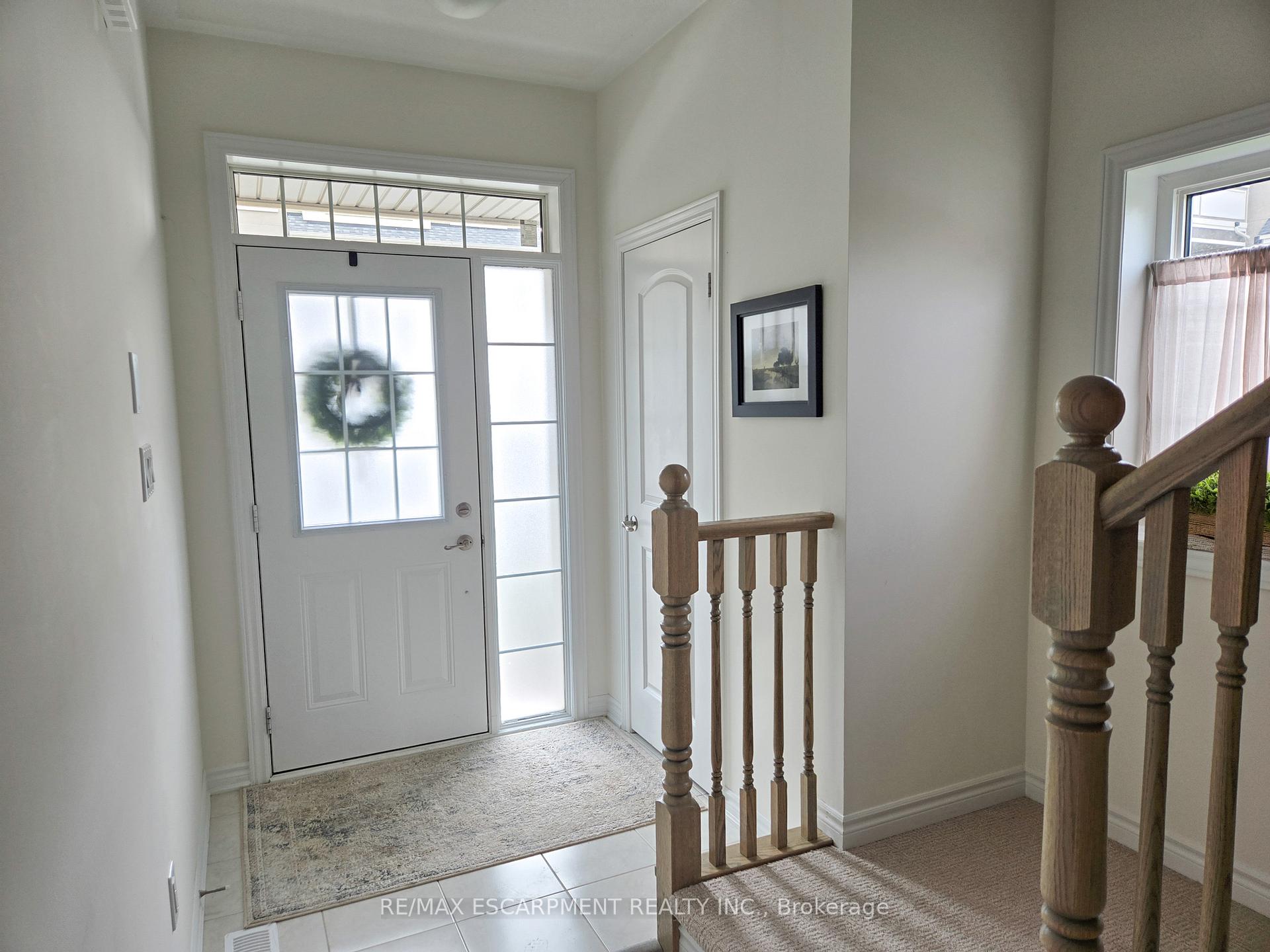 Photo 4 of Unit 118, 305 Garner Road W, Hamilton, Ancaster — HOMEH