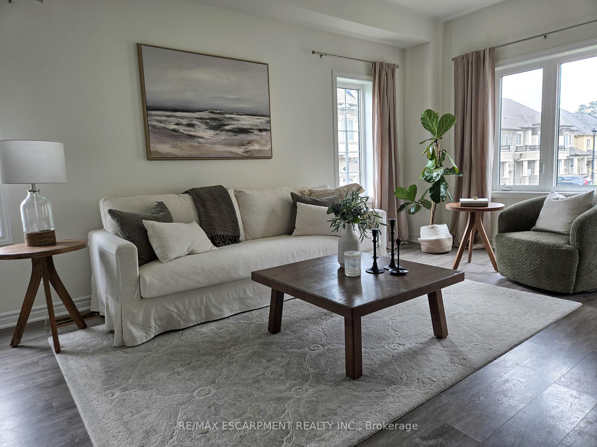 Photo 2 of Unit 118, 305 Garner Road W, Hamilton, Ancaster — HOMEH
