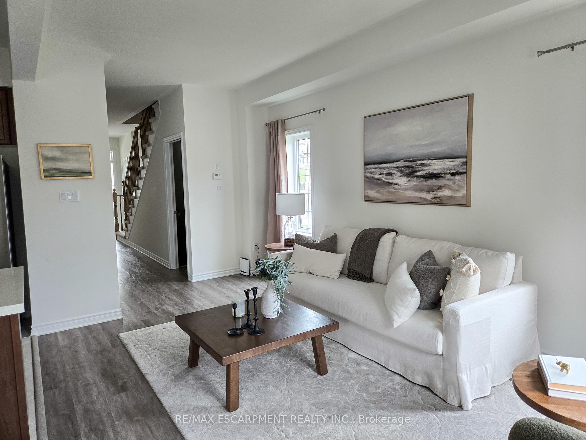 Photo 7 of Unit 118, 305 Garner Road W, Hamilton, Ancaster — HOMEH