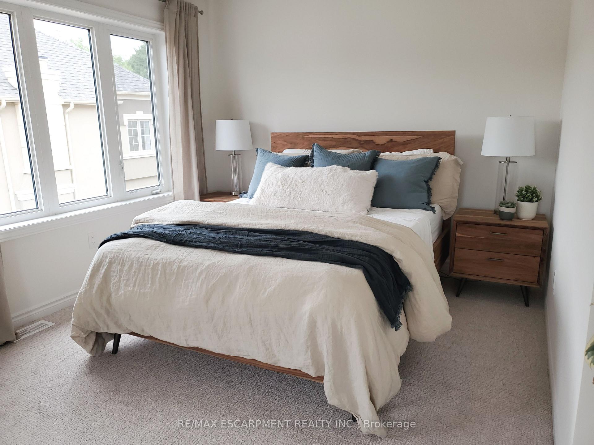 Photo 10 of Unit 118, 305 Garner Road W, Hamilton, Ancaster — HOMEH