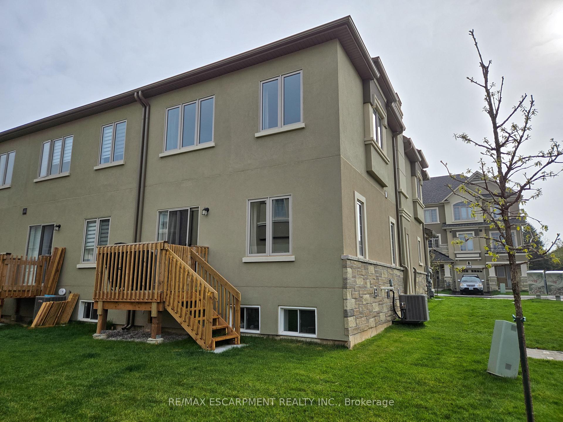 Photo 17 of Unit 118, 305 Garner Road W, Hamilton, Ancaster — HOMEH