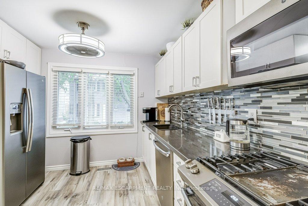 Photo 14 of 44 Tivoli Drive, Hamilton, Mountview — HOMEH