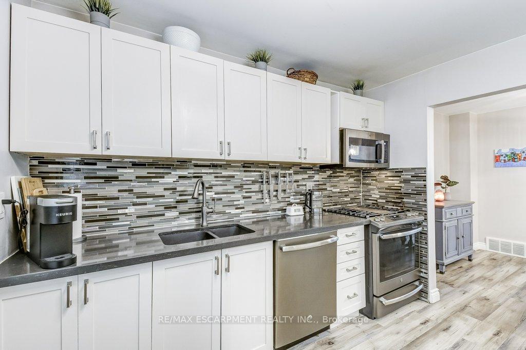 Photo 38 of 44 Tivoli Drive, Hamilton, Mountview — HOMEH