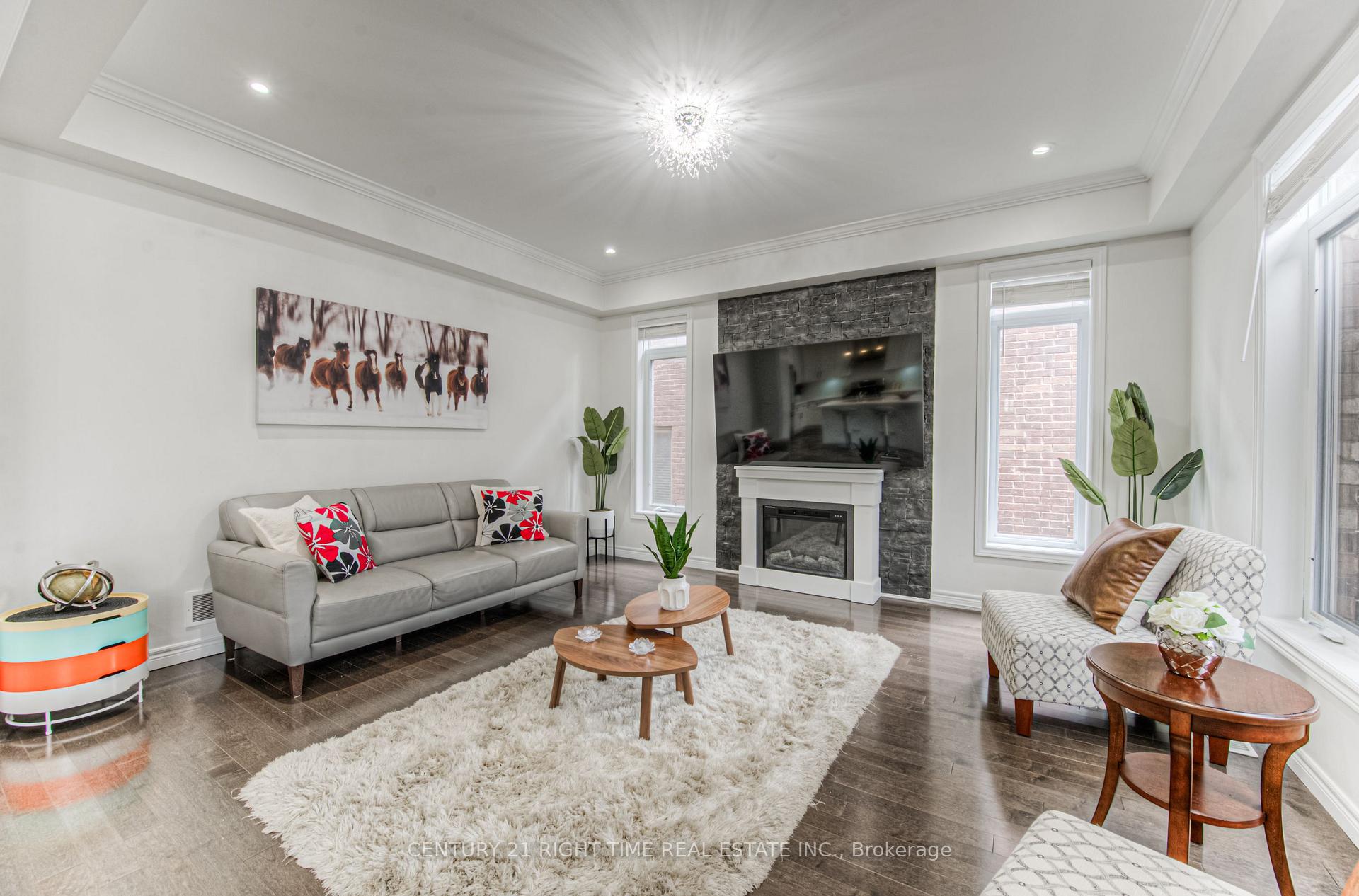 Photo 14 of 382 Beechdrops Drive, Waterloo, Vista Hills — HOMEH