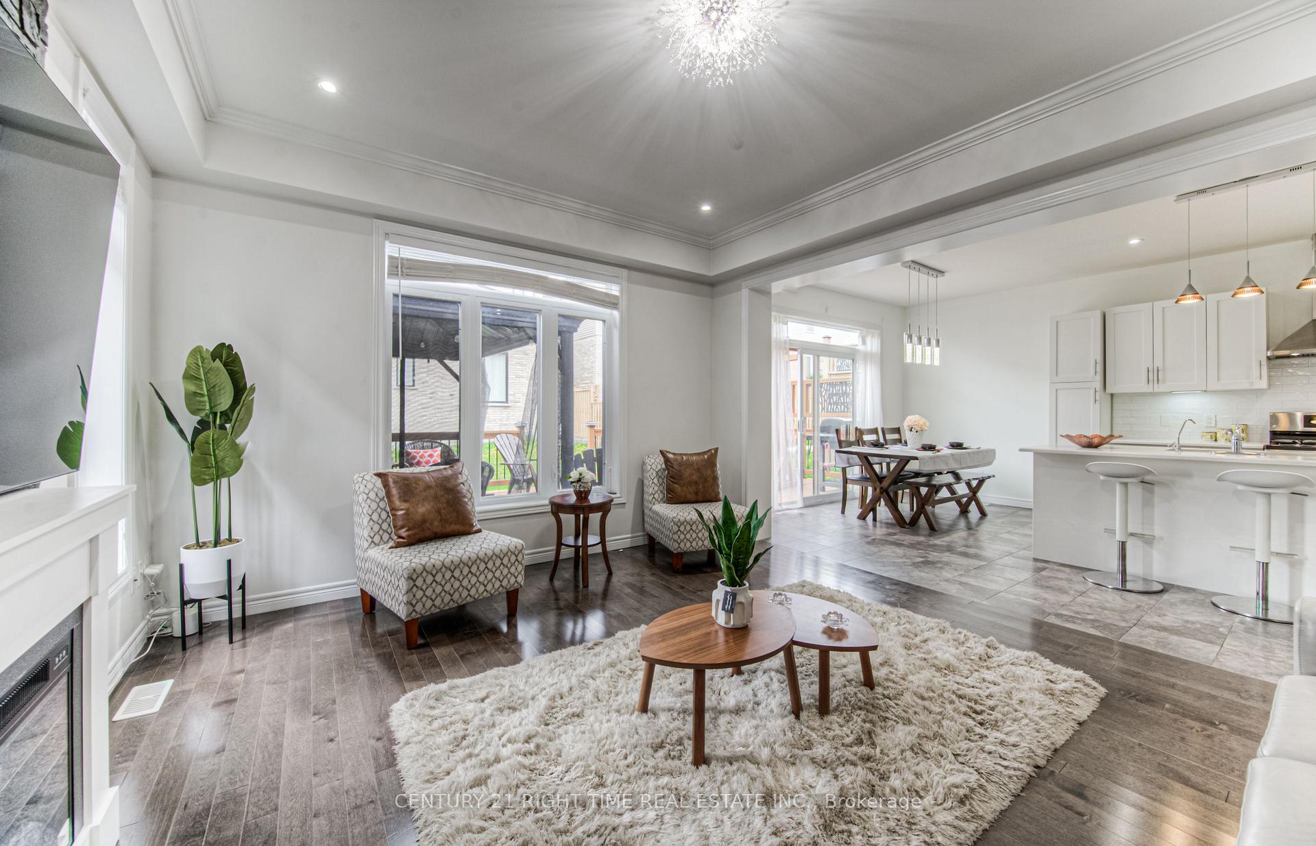Photo 23 of 382 Beechdrops Drive, Waterloo, Vista Hills — HOMEH