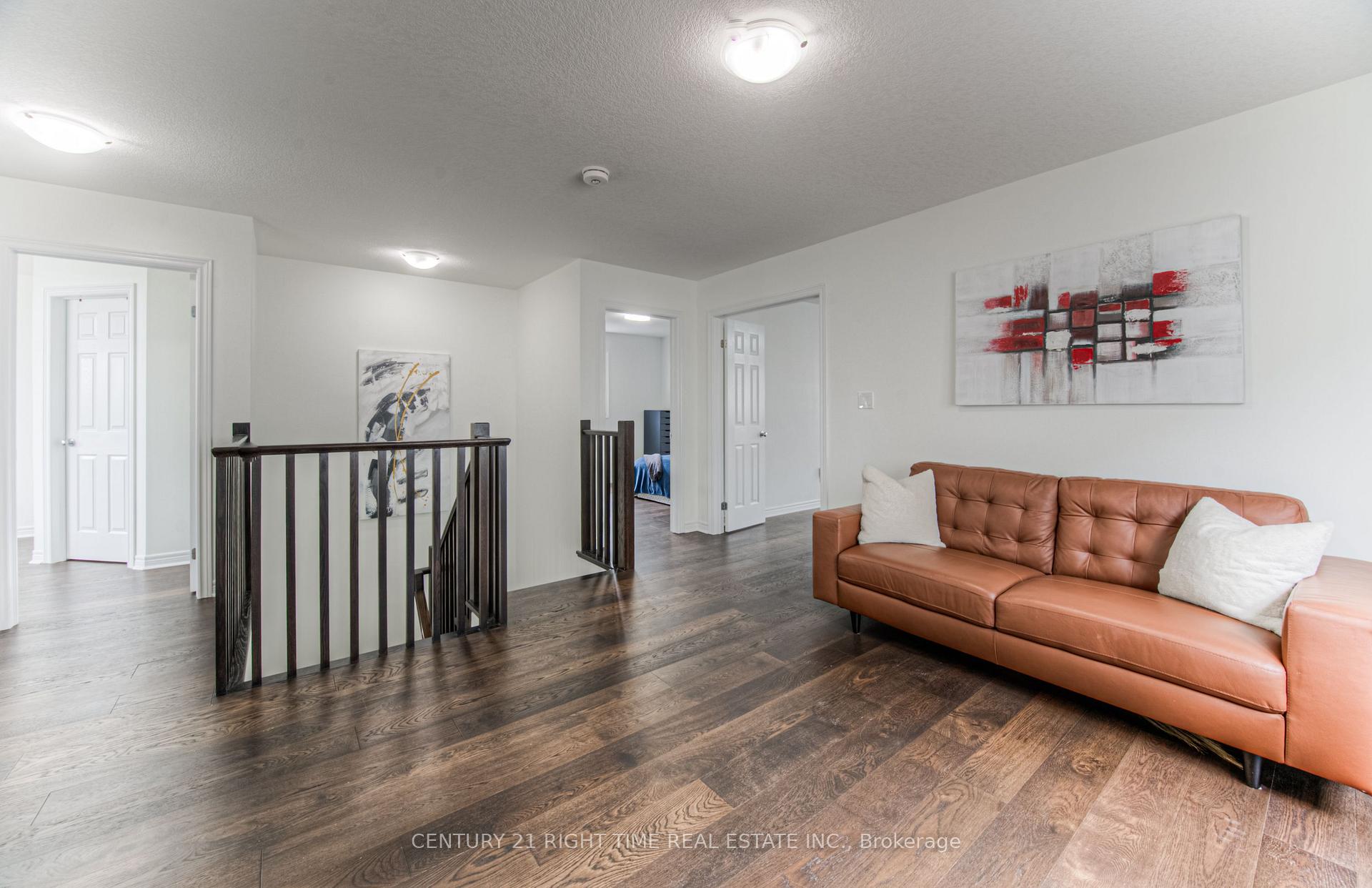 Photo 35 of 382 Beechdrops Drive, Waterloo, Vista Hills — HOMEH