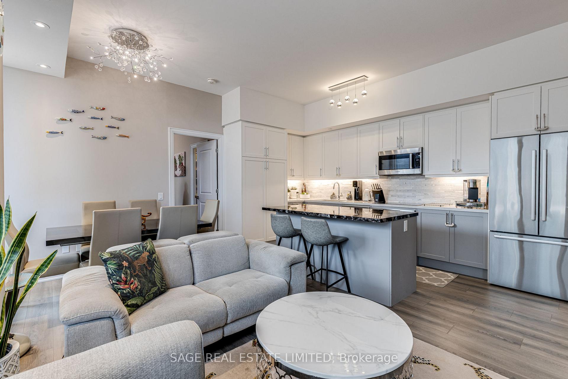 Photo 5 of Unit 216, 10 Gatineau Drive, Vaughan, Beverley Glen — HOMEH