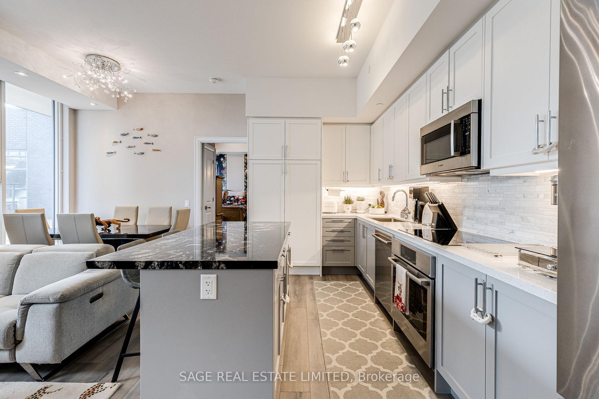 Photo 3 of Unit 216, 10 Gatineau Drive, Vaughan, Beverley Glen — HOMEH