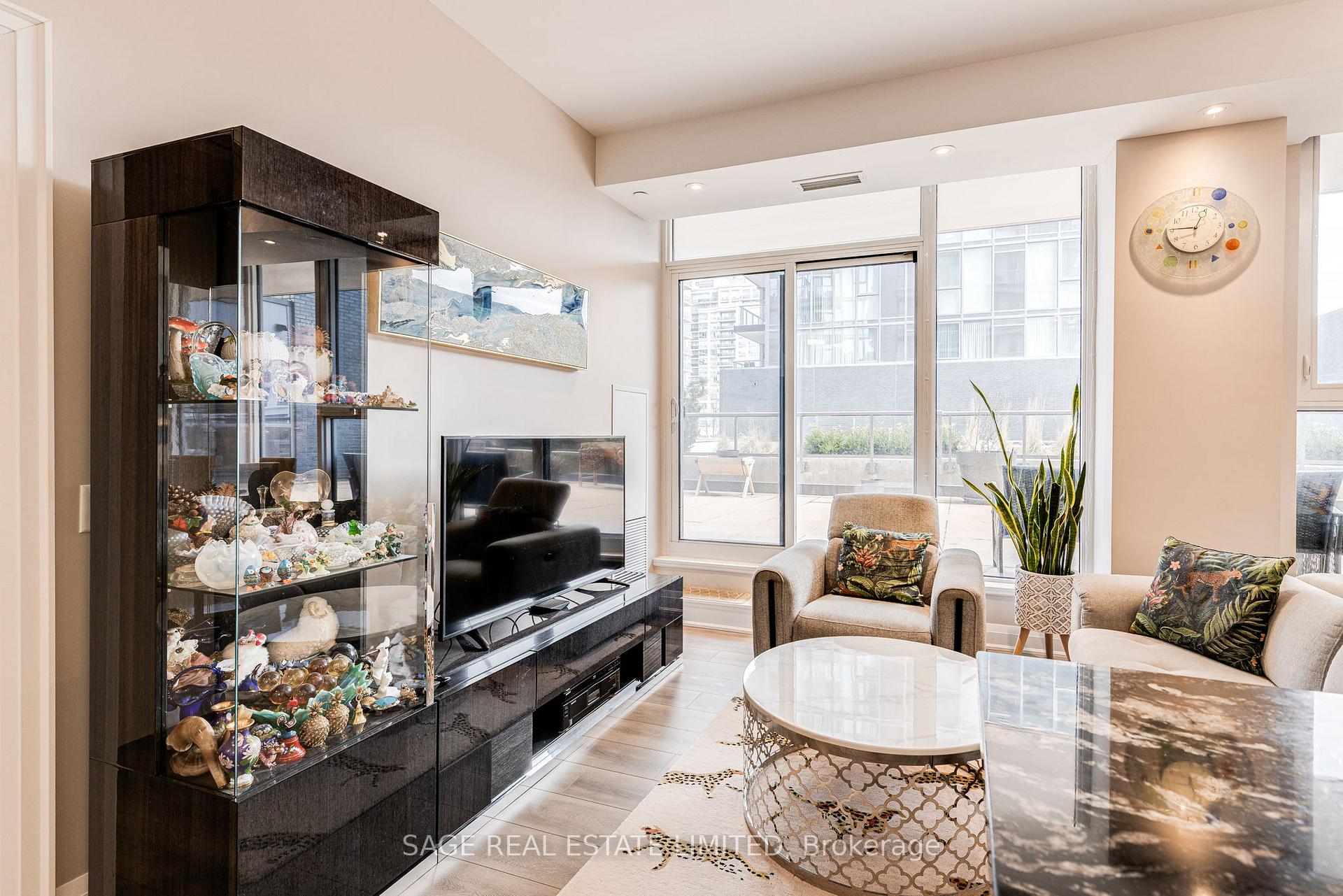Photo 12 of Unit 216, 10 Gatineau Drive, Vaughan, Beverley Glen — HOMEH