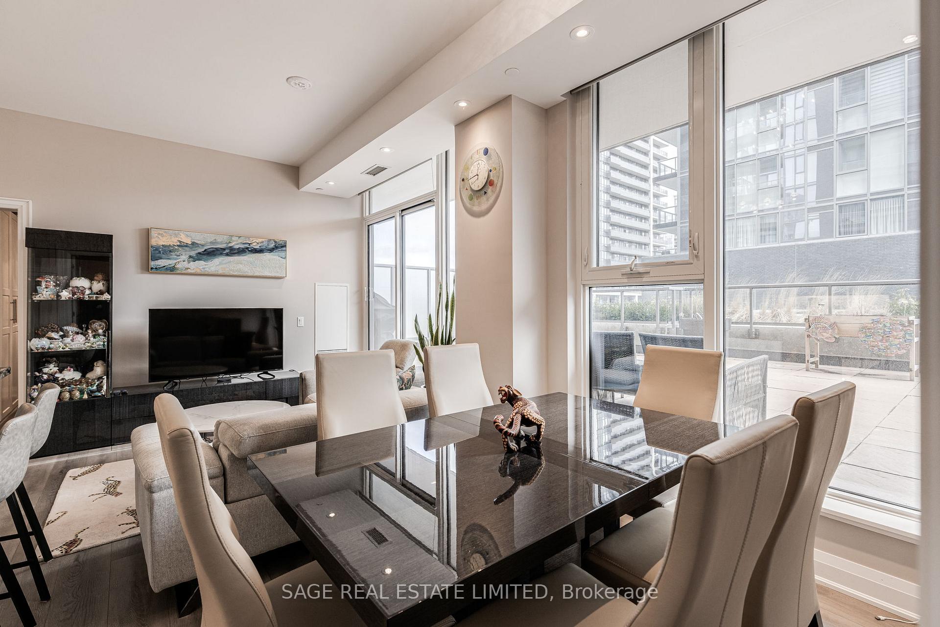 Photo 19 of Unit 216, 10 Gatineau Drive, Vaughan, Beverley Glen — HOMEH