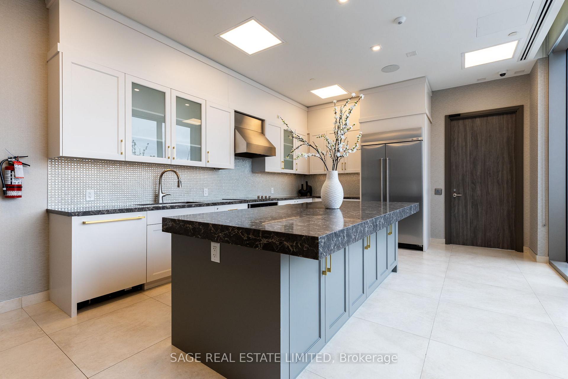 Photo 34 of Unit 216, 10 Gatineau Drive, Vaughan, Beverley Glen — HOMEH
