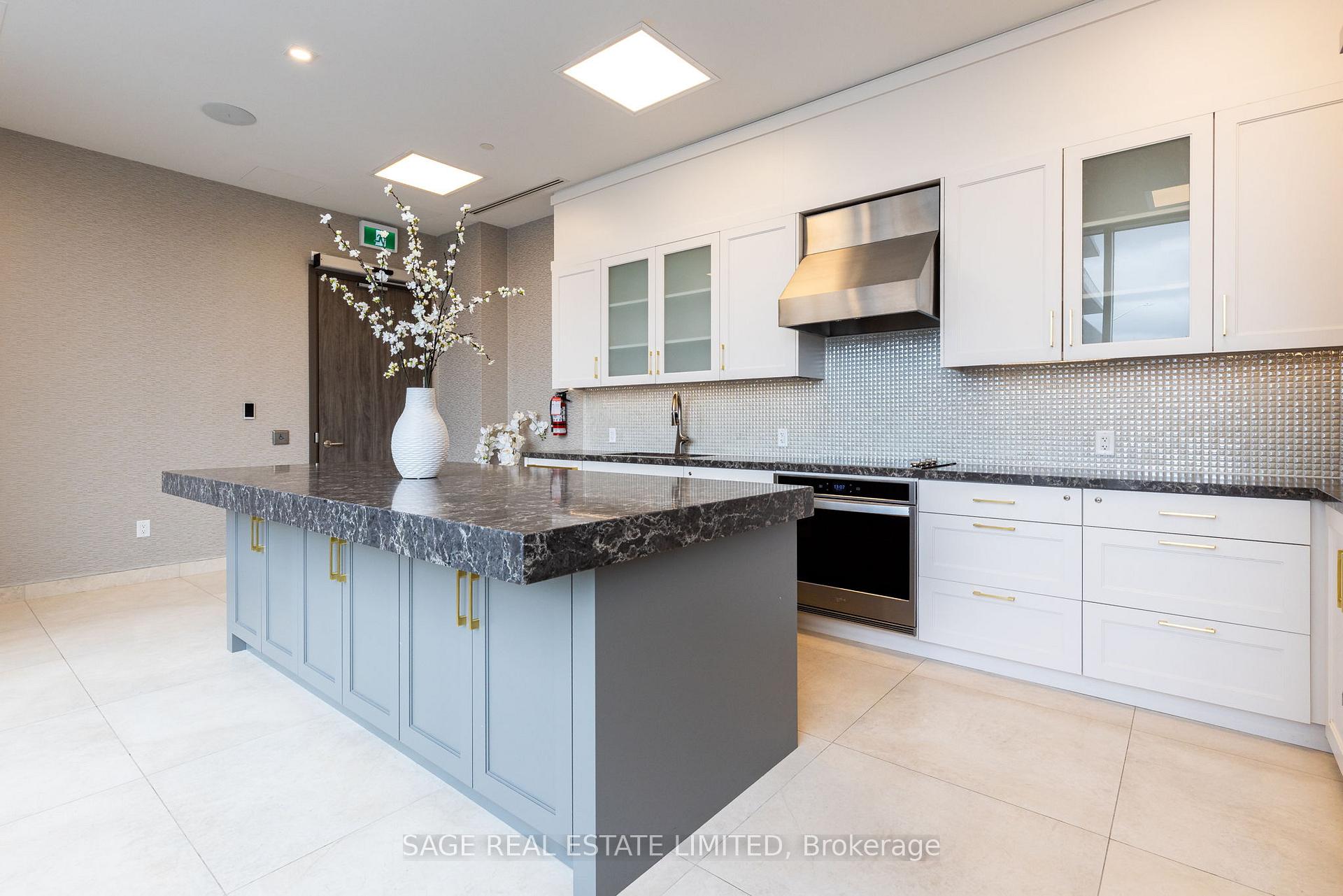 Photo 32 of Unit 216, 10 Gatineau Drive, Vaughan, Beverley Glen — HOMEH