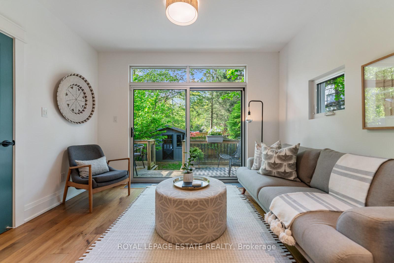 Photo 11 of 8 Violet Avenue, Toronto, The Beaches — HOMEH