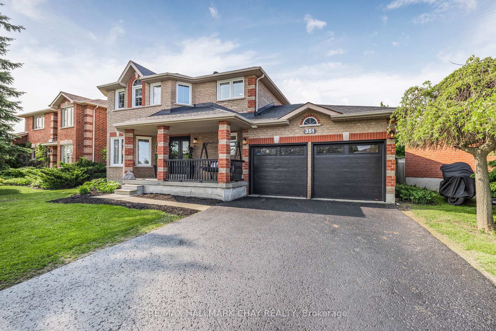Front of 351 Cundles Road W