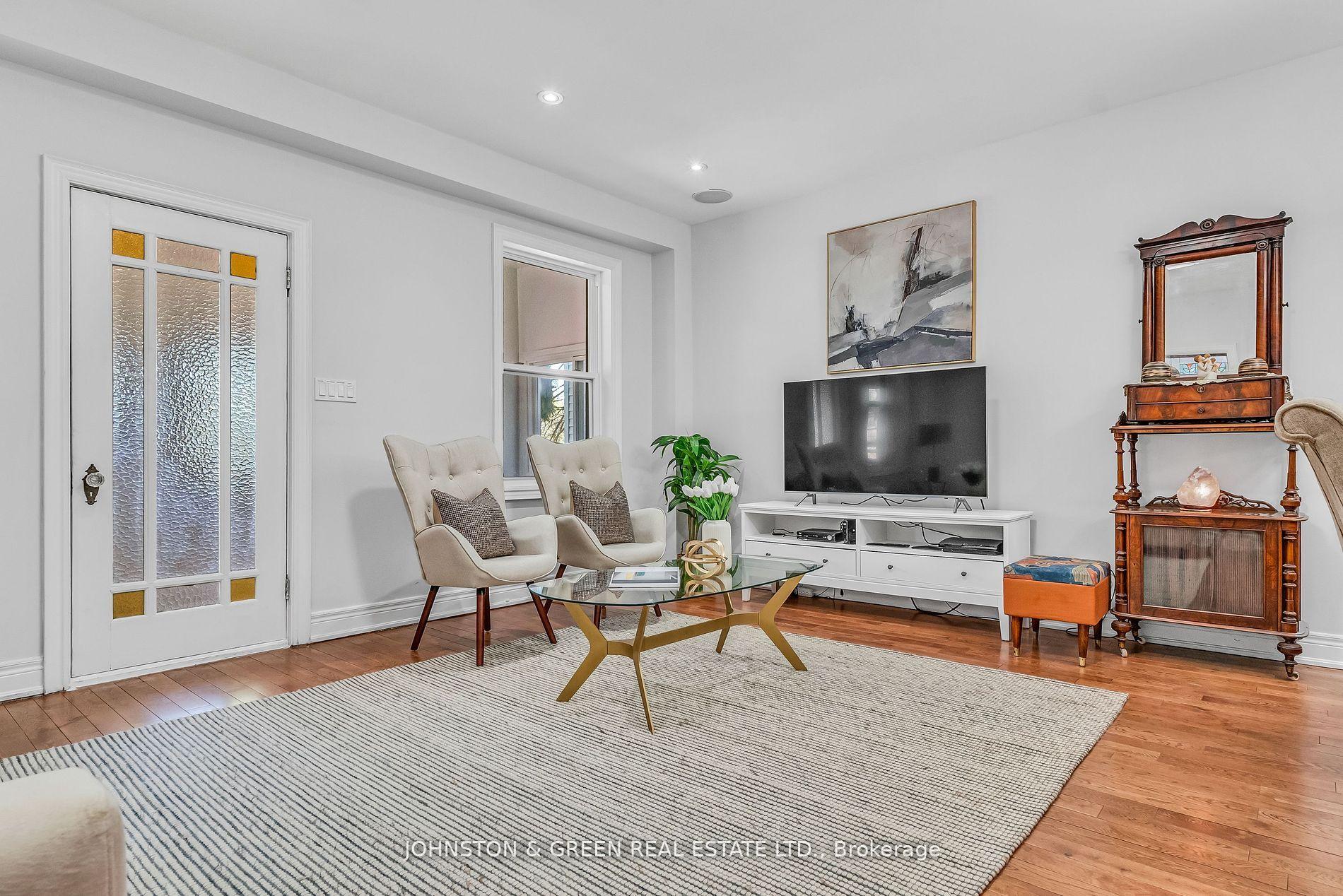 Photo 7 of 294 Oak Park Avenue, Toronto, East York — HOMEH