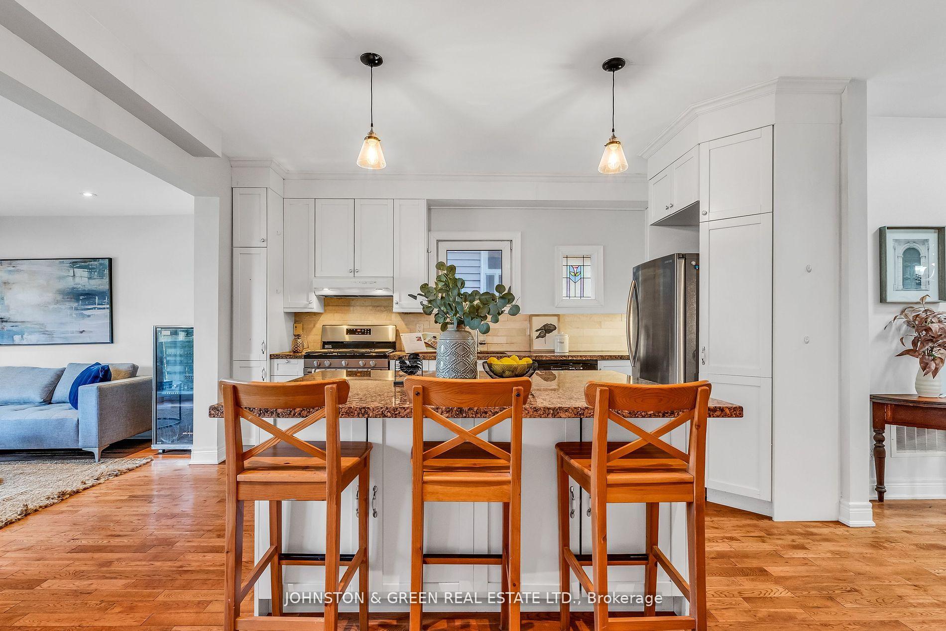 Photo 10 of 294 Oak Park Avenue, Toronto, East York — HOMEH