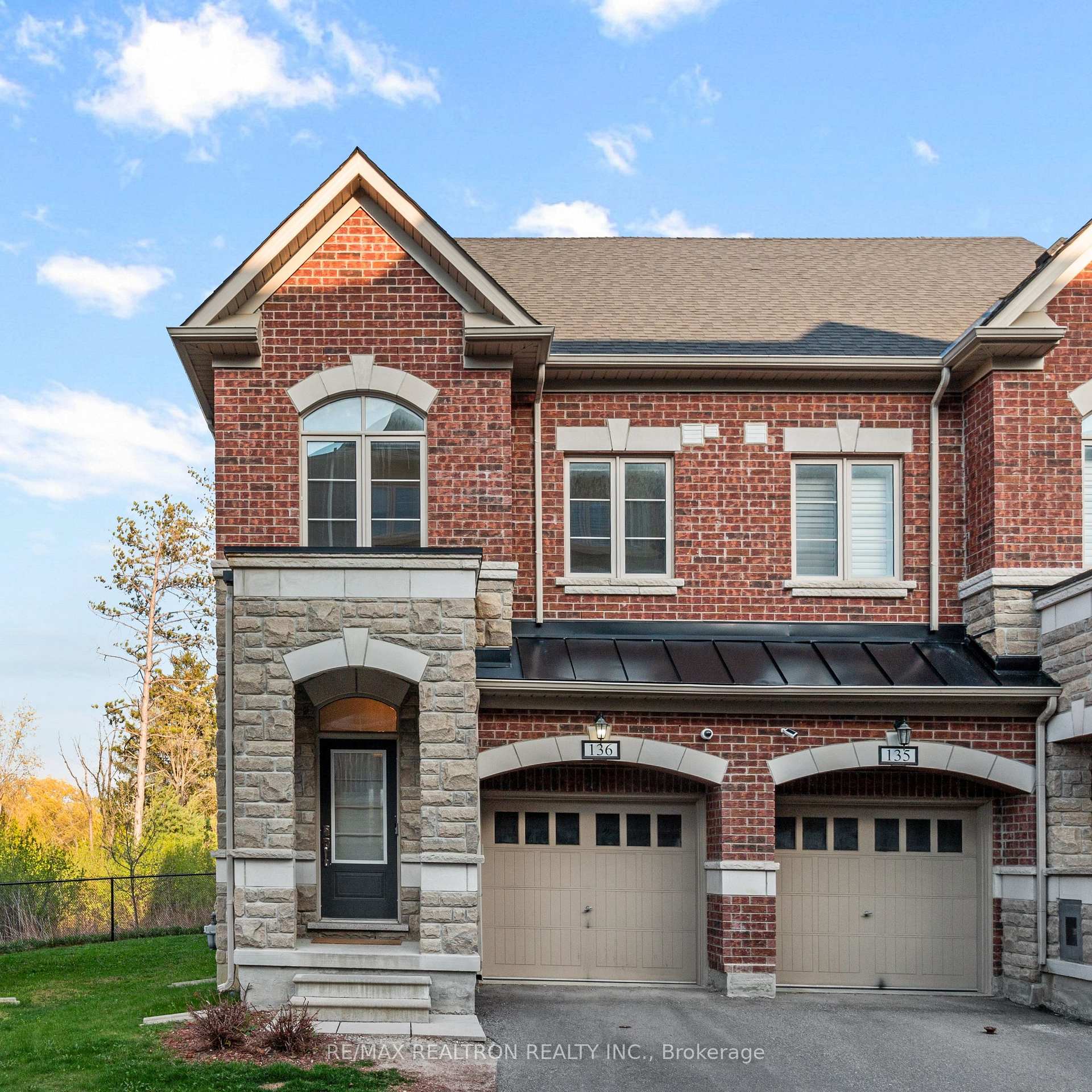 Front of Unit 136, 1331 Major Mackenzie Drive