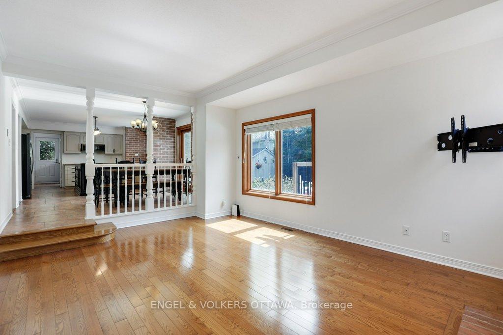 Photo 15 of 6 Belton Avenue, Ottawa, Stittsville (Central) — HOMEH