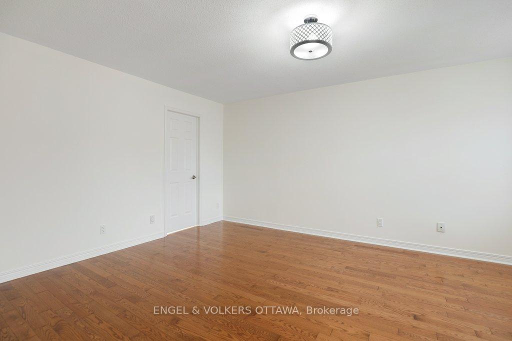 Photo 16 of 6 Belton Avenue, Ottawa, Stittsville (Central) — HOMEH