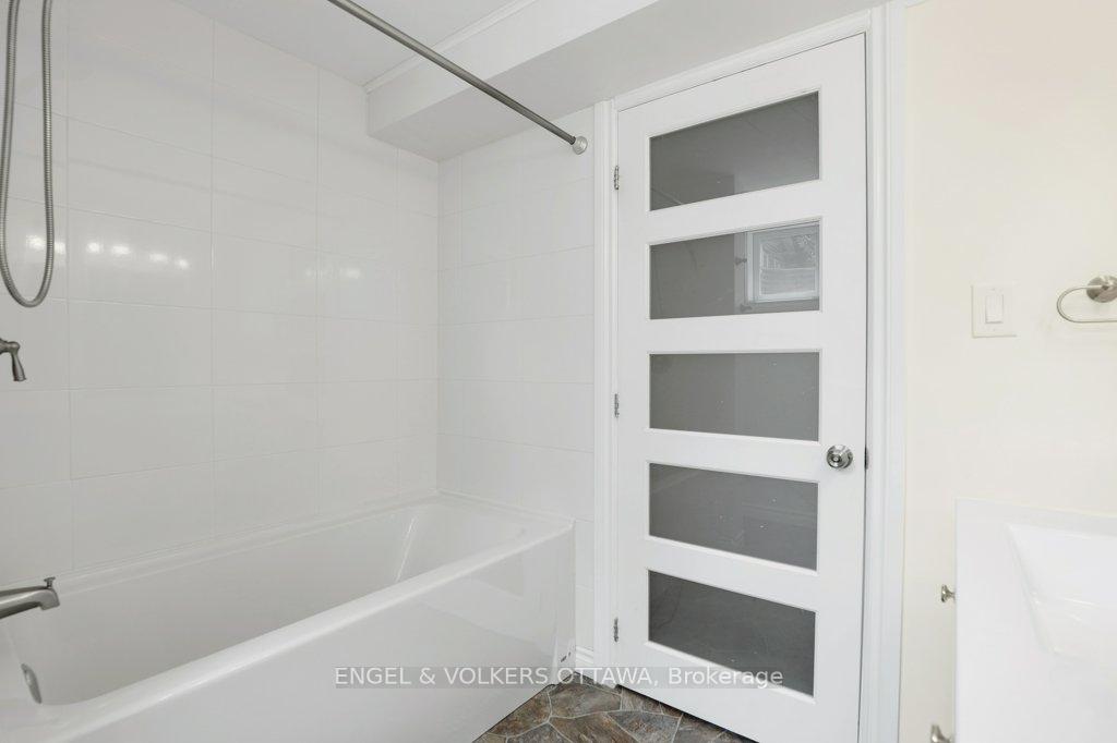 Photo 11 of 6 Belton Avenue, Ottawa, Stittsville (Central) — HOMEH
