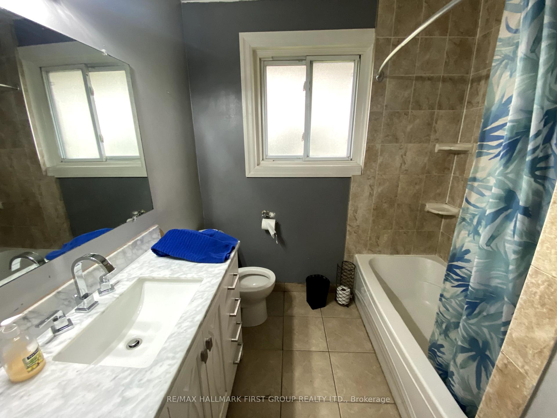 Photo 8 of 115 Bowman Avenue, Whitby, Blue Grass Meadows — HOMEH