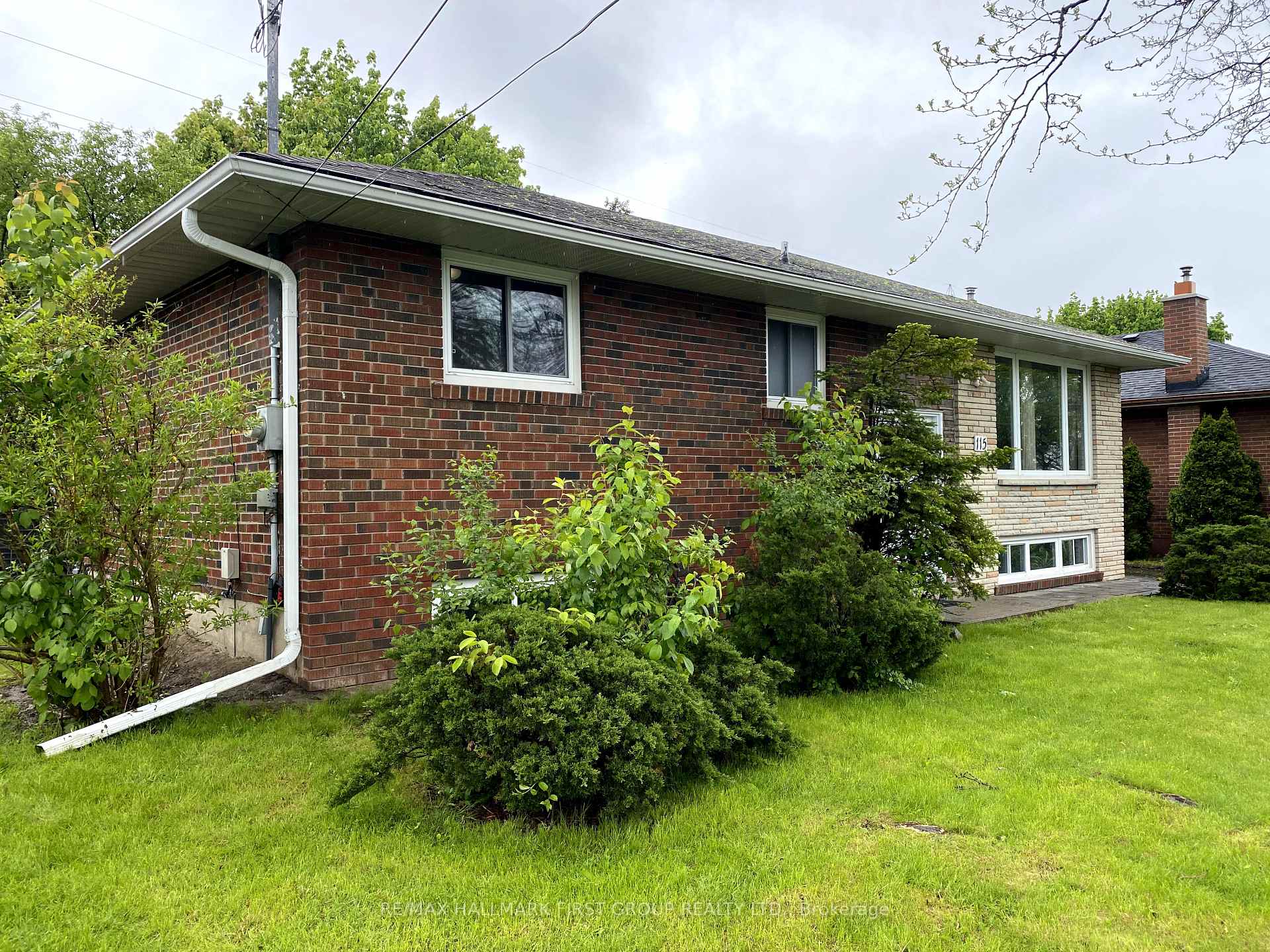 Photo 13 of 115 Bowman Avenue, Whitby, Blue Grass Meadows — HOMEH