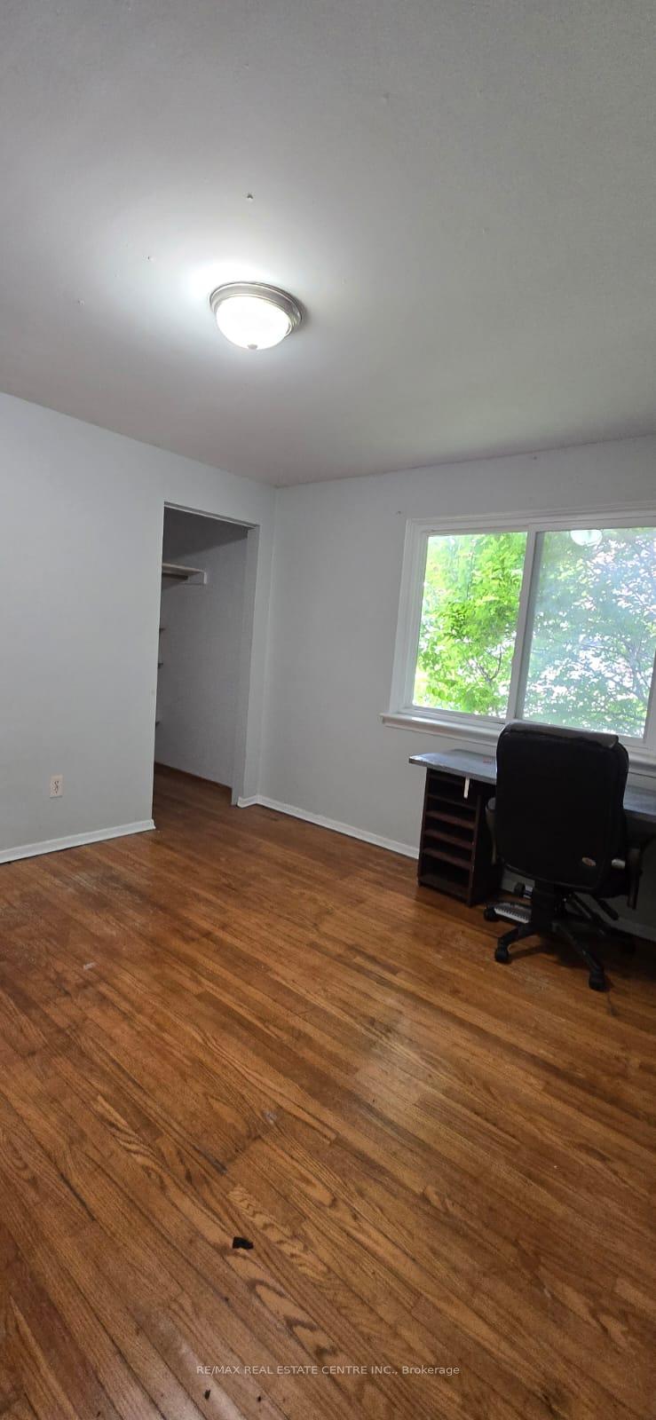 Photo 2 of Unit LOWER, 18 Tullamore Road, Brampton, Brampton East — HOMEH
