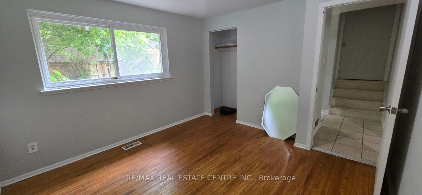 Photo 3 of Unit LOWER, 18 Tullamore Road, Brampton, Brampton East — HOMEH
