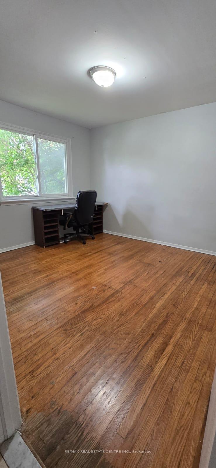 Photo 10 of Unit LOWER, 18 Tullamore Road, Brampton, Brampton East — HOMEH