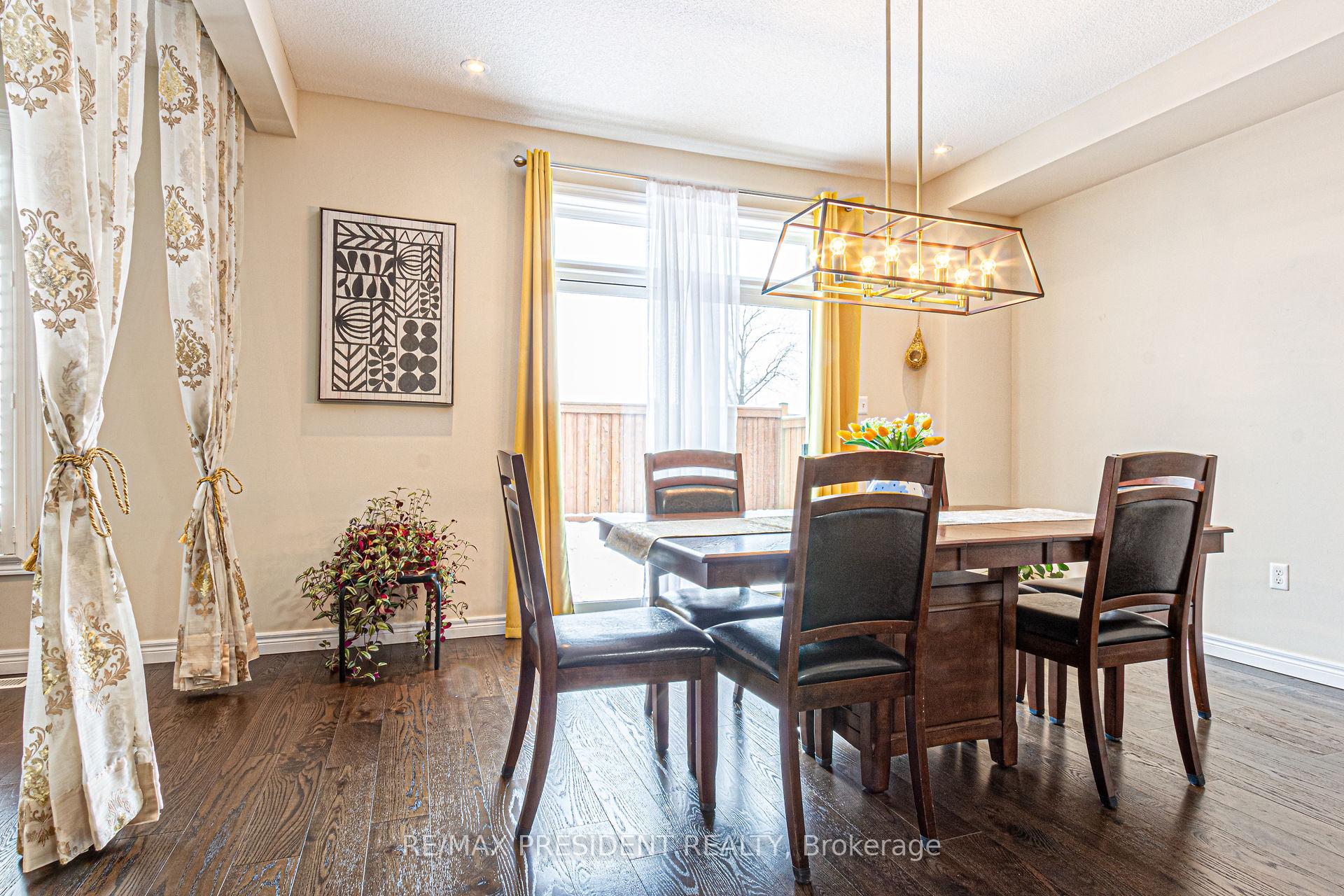 Photo 14 of 259 Winterberry Drive, Hamilton, Stoney Creek — HOMEH