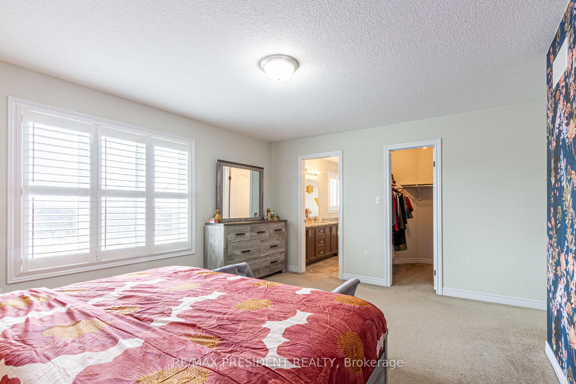 Photo 22 of 259 Winterberry Drive, Hamilton, Stoney Creek — HOMEH