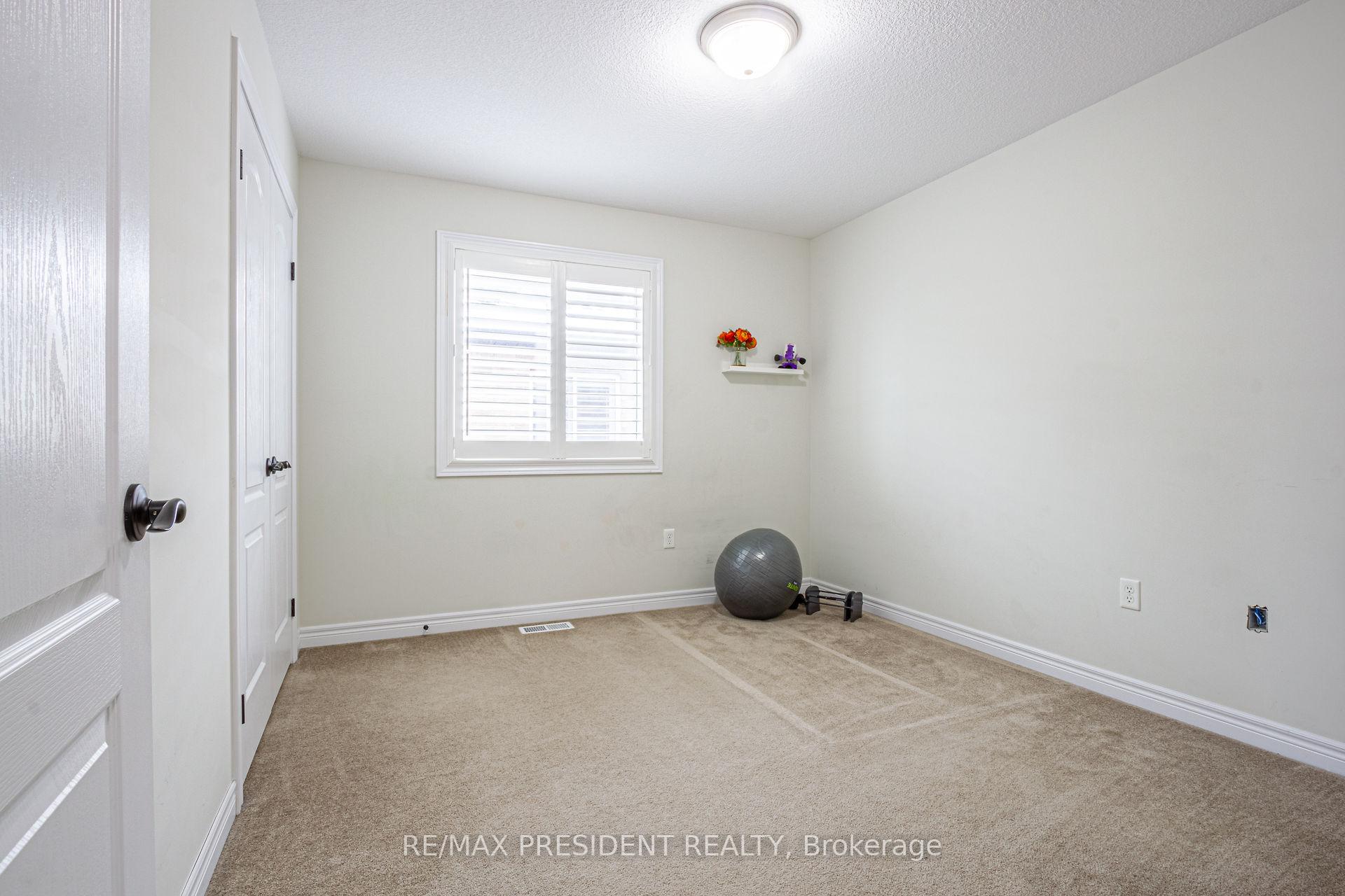 Photo 32 of 259 Winterberry Drive, Hamilton, Stoney Creek — HOMEH
