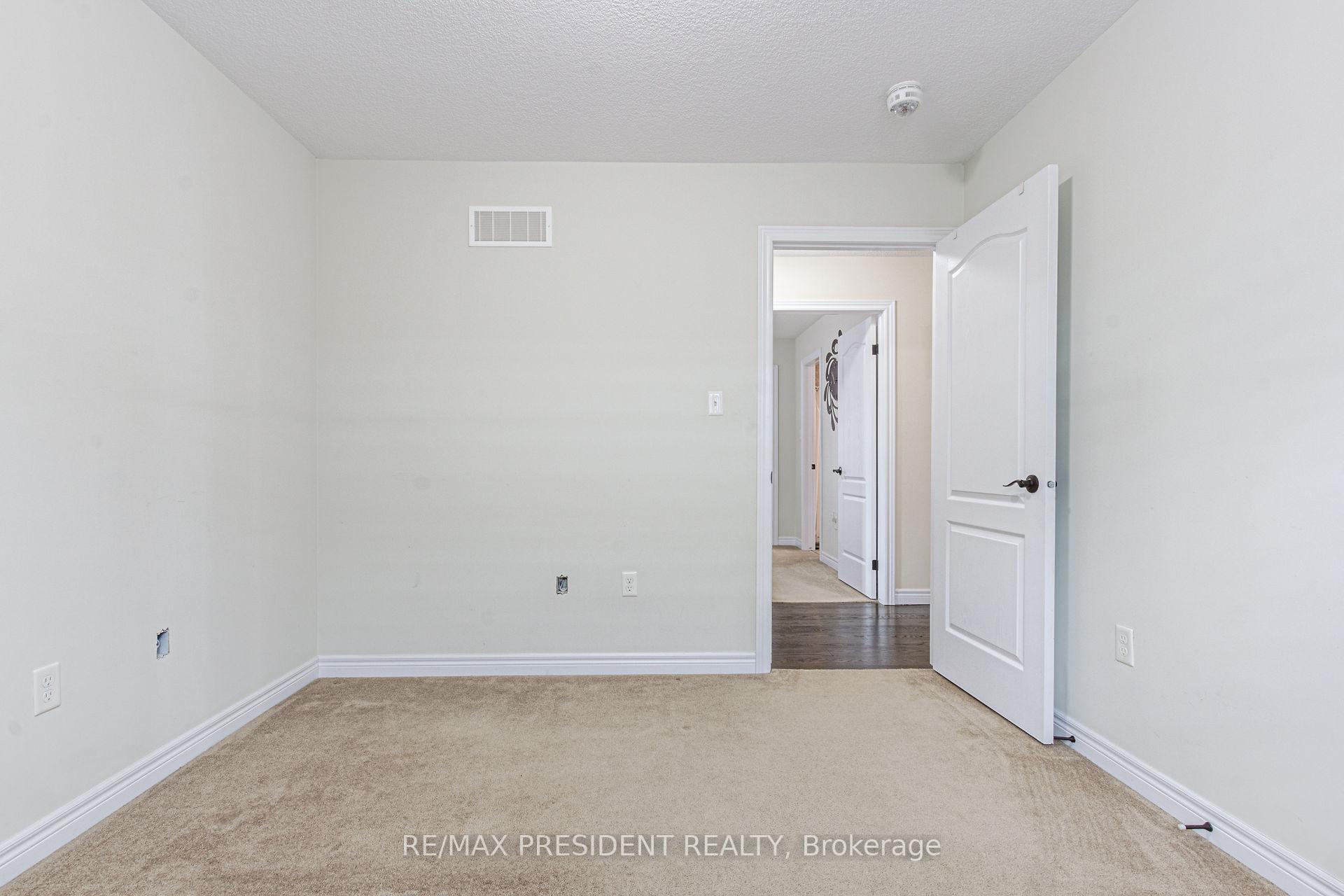Photo 43 of 259 Winterberry Drive, Hamilton, Stoney Creek — HOMEH